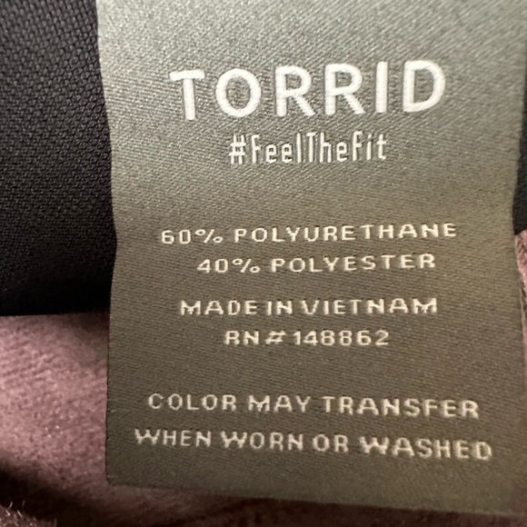 NWT; Torrid Skinny Faux Leather high rise Pant🌟 - Picture 9 of 10